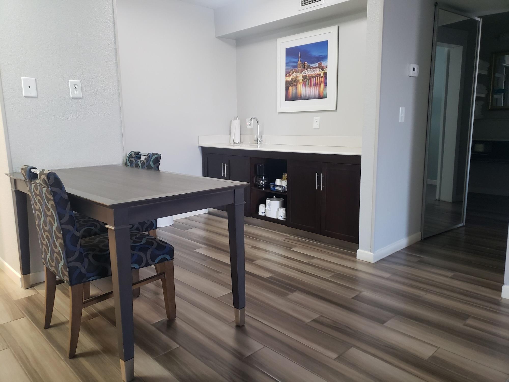 Hampton Inn & Suites Nashville-Airport Exteriör bild