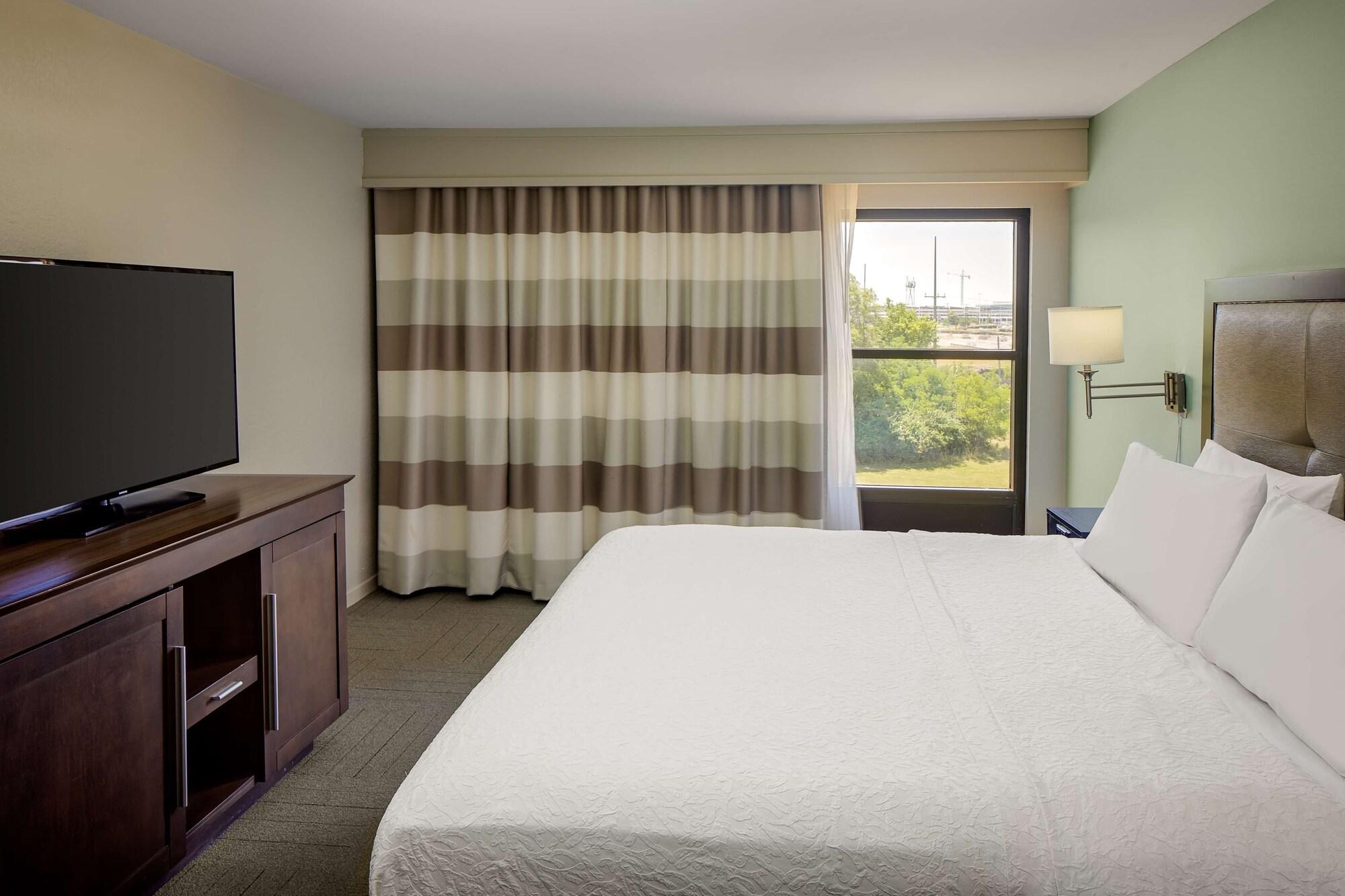 Hampton Inn & Suites Nashville-Airport Exteriör bild