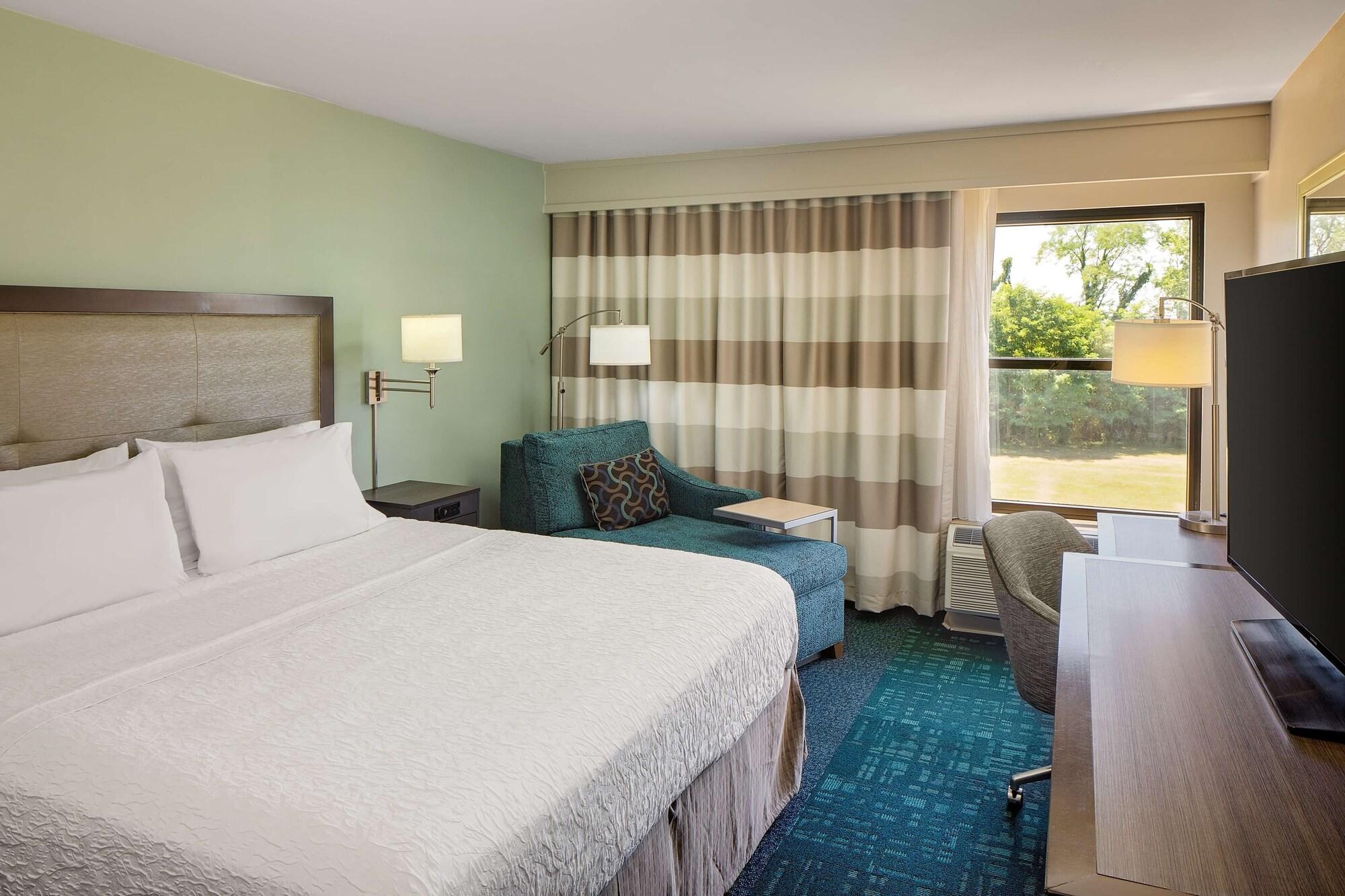 Hampton Inn & Suites Nashville-Airport Exteriör bild